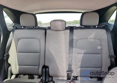 2022 Ford Escape S z USA, uszkodzony, nr VIN 1FMCU0F67NUB17809